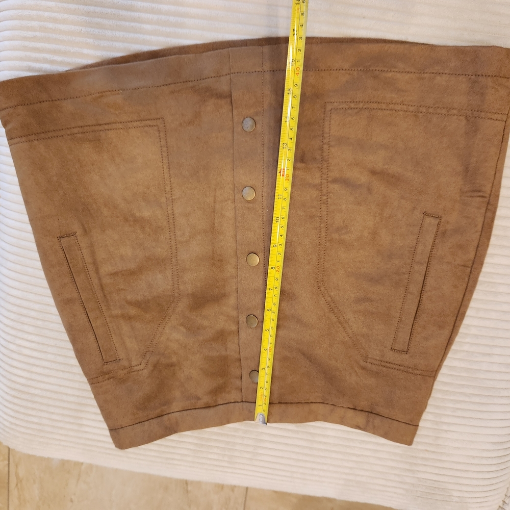 H&M Tan Mini Skirt - Picture 6 of 6